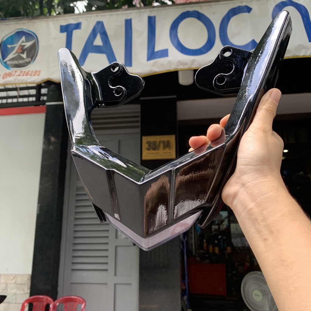 TAY DẮT CÓ ĐÈN LED CHO WINNER VÀ WINNER X