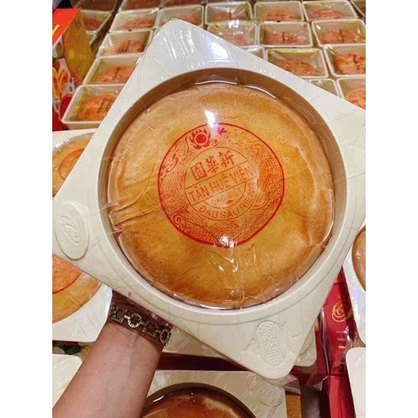 Pía khổng lồ 1kg 8 trứng Tân huê Viên