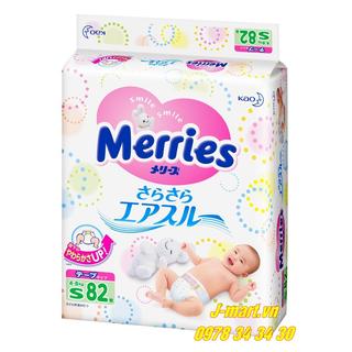 Bỉm dán Merries size S82 cho bé từ 4-8kg