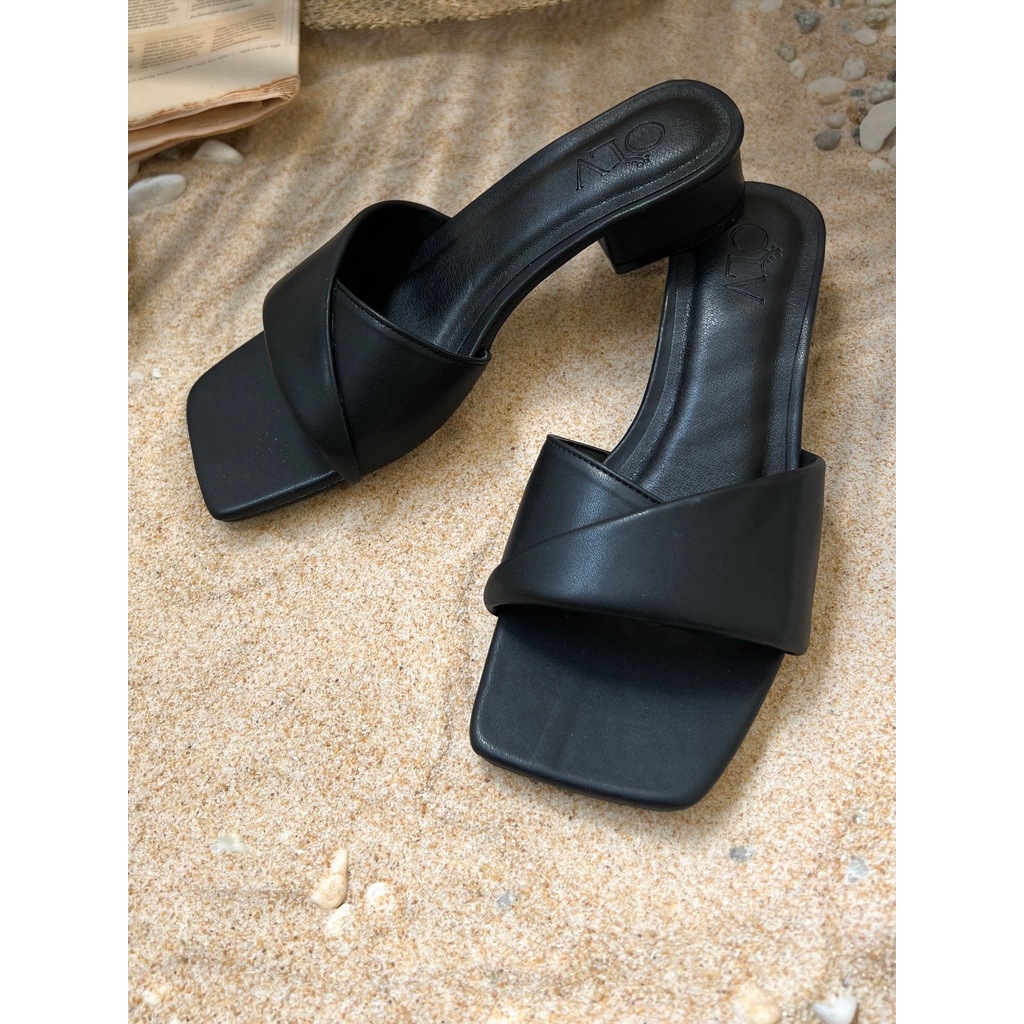 OLV - Dép Luna Heels In Black