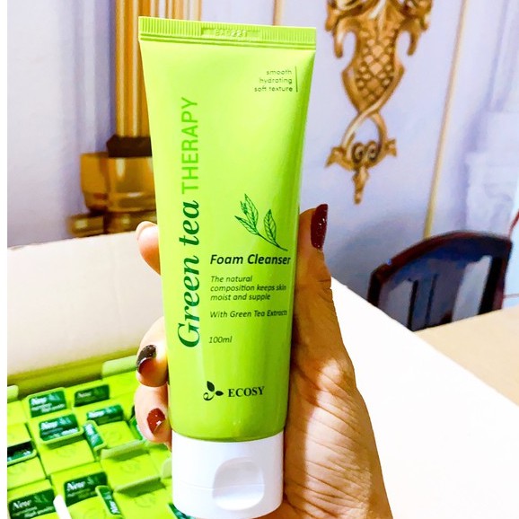 SỮA RỬA MẶT TRÀ XANH GIẢM MỤN, GIẢM THÂM, NGĂN NGỪA DẦU TỪ ECOSY GREEN TEA THERAPY 100ML