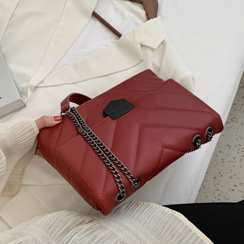 Túi Đeo Chéo Giả Da Thêu Dây Xích Thời Trang Nữ