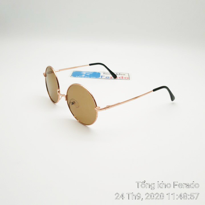 Mắt kính nam nữ thầy bói