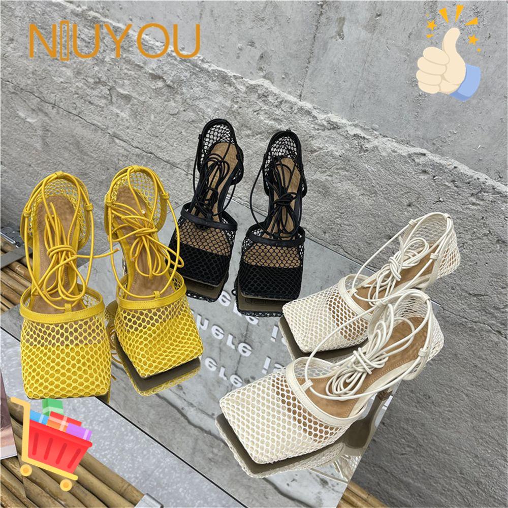 Giày cao gót mũi vuông đan dây chéo phối lưới nhiều màu thời trang cho nữ NIUYOU