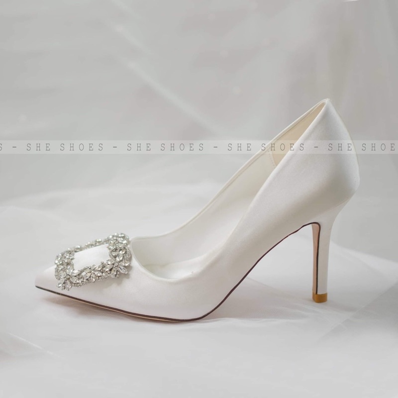 Giày cưới trắng ♥️Freeship♥️ Giày cao gót mũi nhọn cô dâu cao cấp (TẶNG KÈM 2 CẶP LÓT GIÀY)