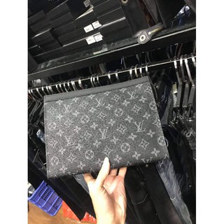 Clutch LV cực đẹp