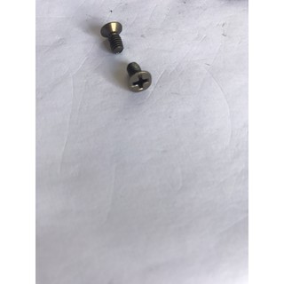 Ốc vít M4 đầu bằng