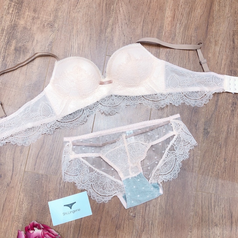 Set áo nâng ngực không gọng có mút