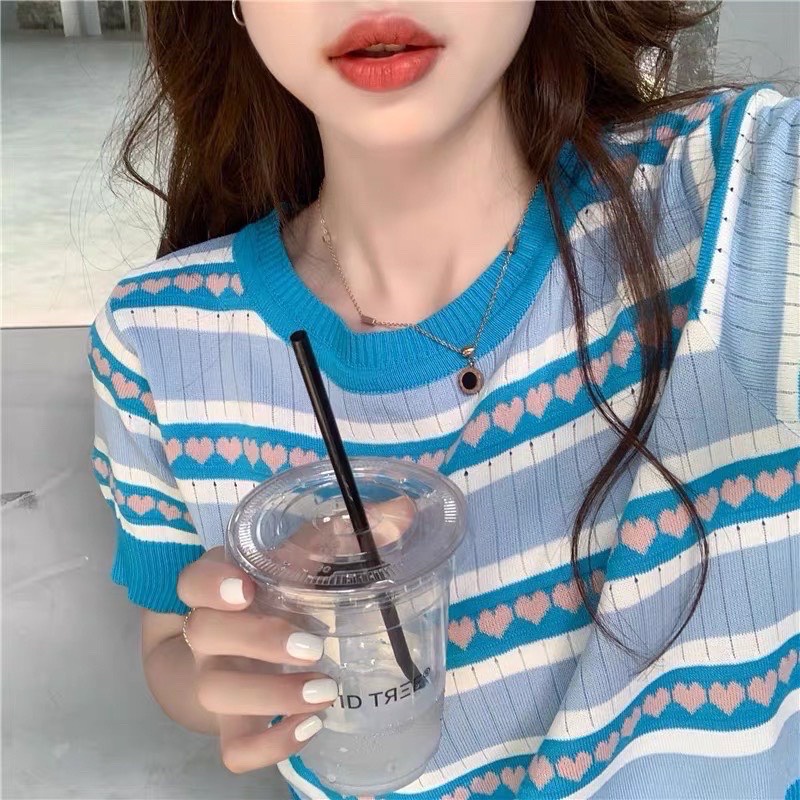 Áo croptop len dệt kim họa tiết trái tim