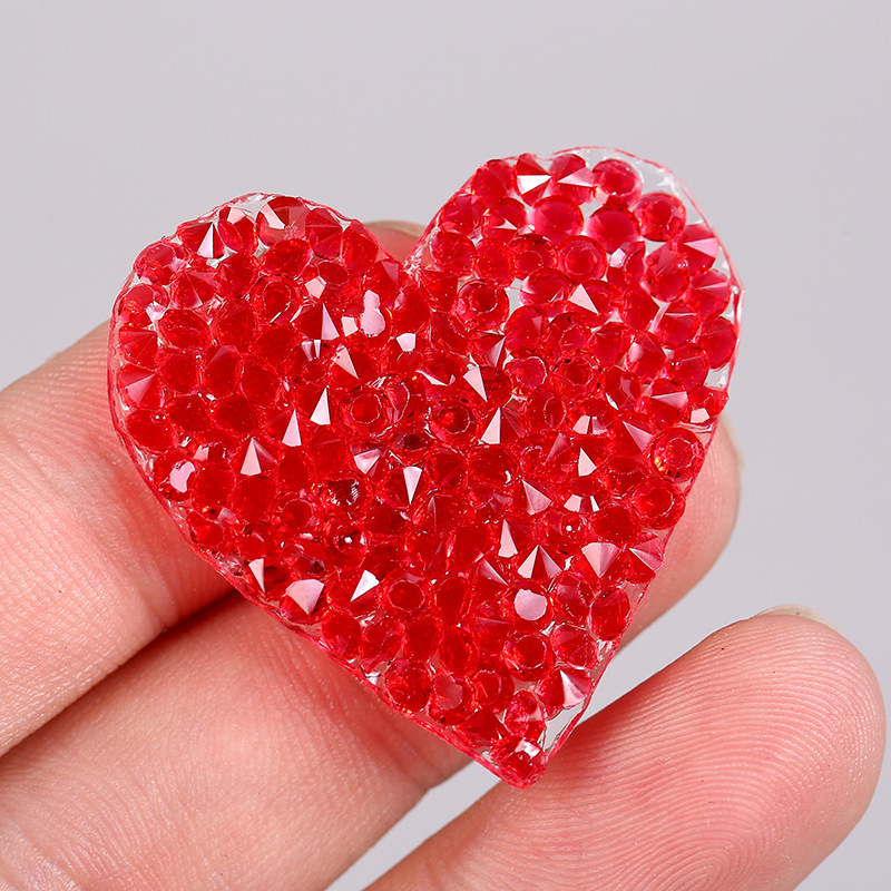 Miếng dán trang trí áo hình trái tim đính đá thời trang