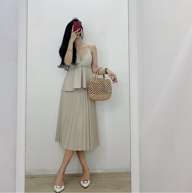 Ảnh thật) set áo dây peplum và chân váy xếp ly | Shopee Việt Nam