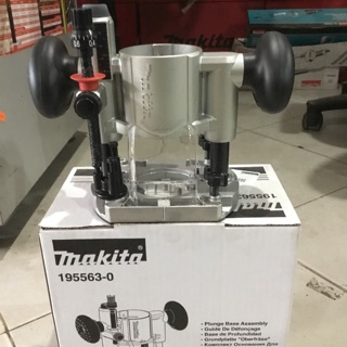 Máy đánh cạnh Makita RT0700C