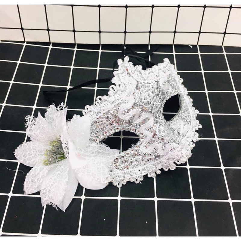 Mặt nạ hoá trang chơi trung thu / mặt nạ nửa mặt cosplay HALOWEEN | BigBuy360 - bigbuy360.vn