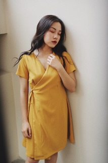 Đầm kimono vạt chéo