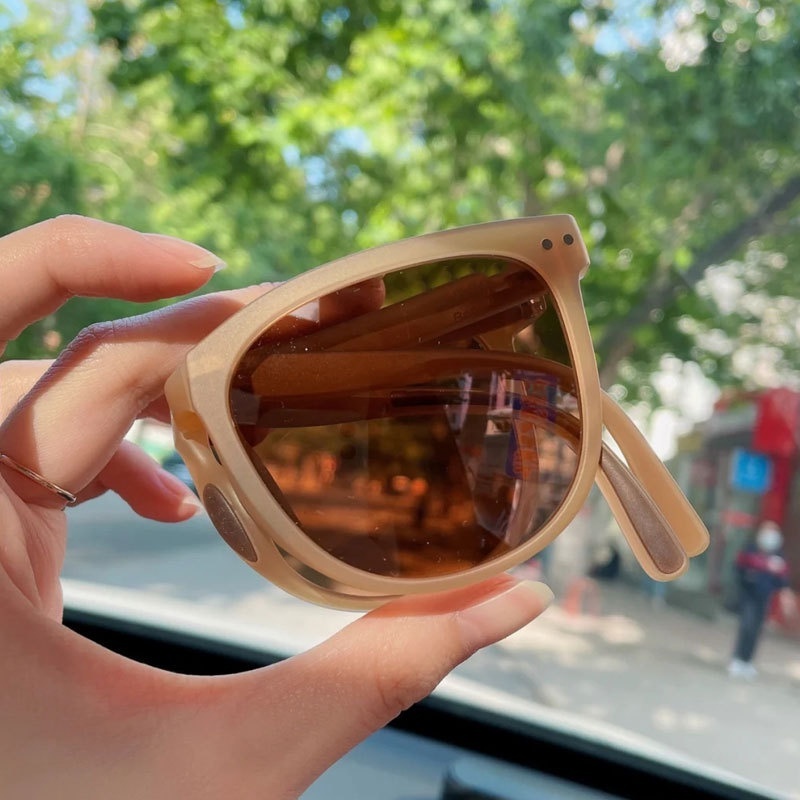 Kính Mắt Gấp Gọn Form Vuông Nam Nữ Hàn Quốc, Mắt Kính Râm Du Lịch Thời Trang Đi Biển Unisex ( tặng hộp đựng kính )