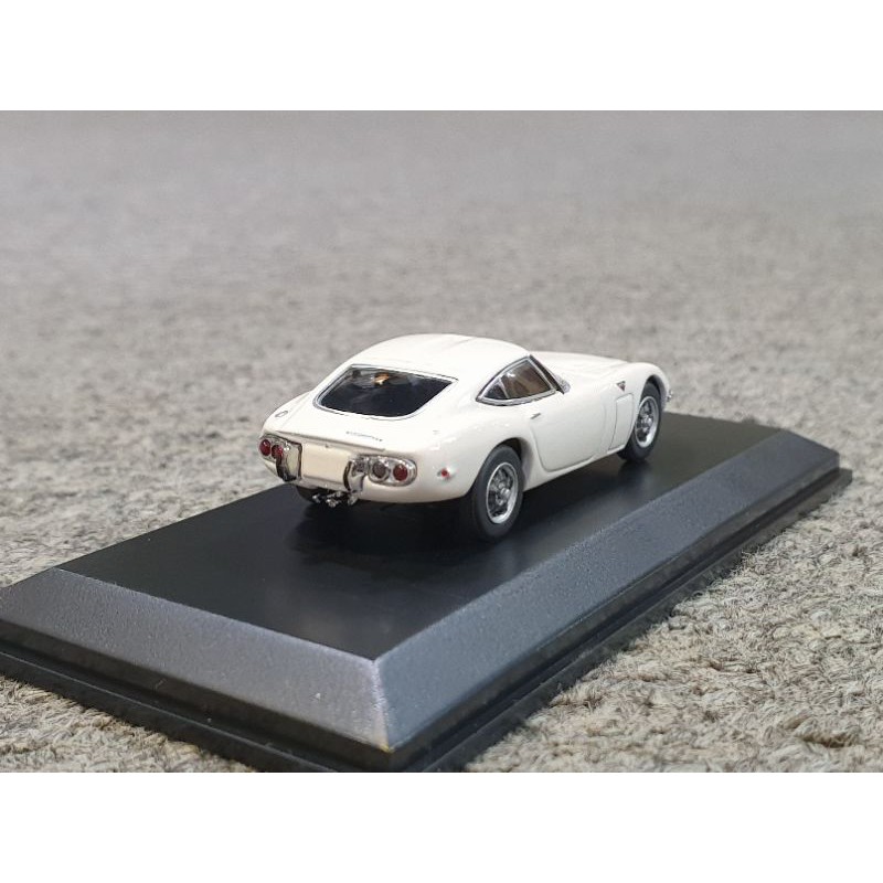 Xe Mô Hình Toyota 2000 GT 1:64 Kyosho ( Trắng )