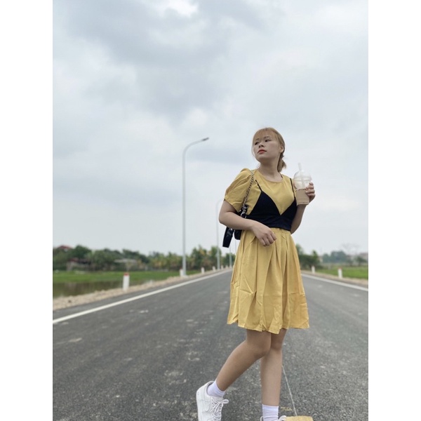 Váy xoè kèm yếm xinh xắn phong cách sang chảnh dự tiệc, dạo phố Hàng Quảng Châu