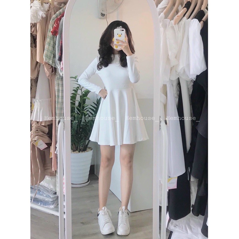 Đầm thun ôm tay dài dáng xoè đen, trắng D35 | BigBuy360 - bigbuy360.vn