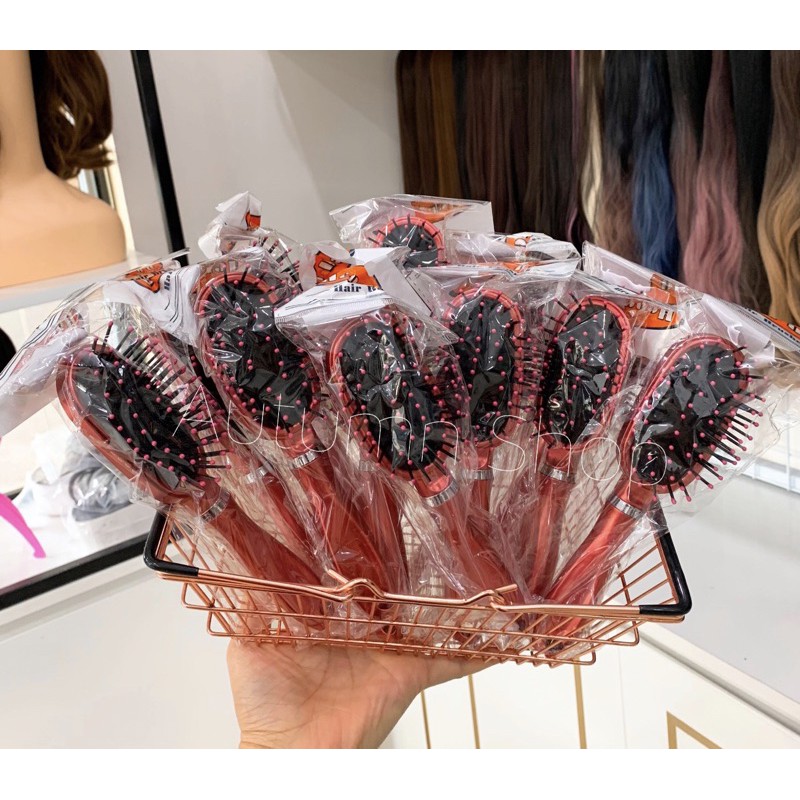 Lược chải tóc giả