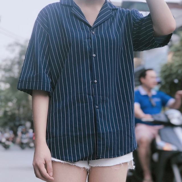 Áo cộc tay kẻ cổ V (xả hàng)