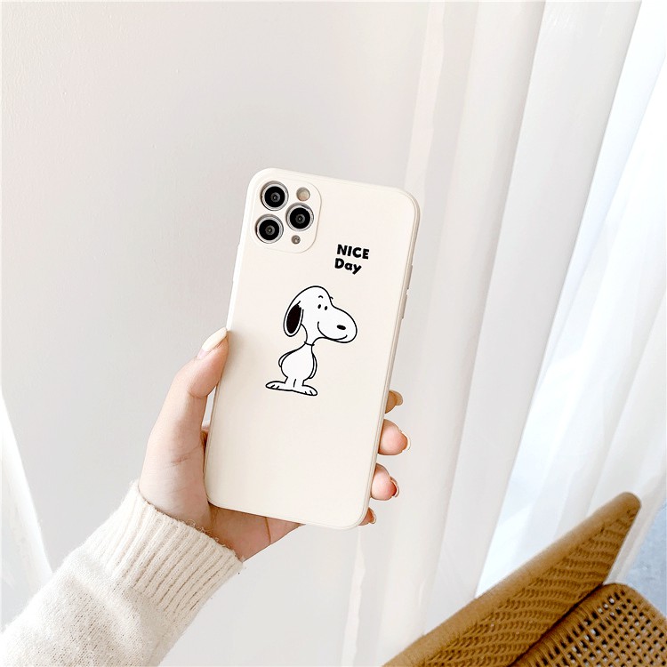 Ốp lưng iphone Love Snoopy cạnh vuông in hình viền 5/5s/6/6plus/6s/6splus/7/7plus/8/8plus/x/xs/11/12/pro/max/plus/promax | BigBuy360 - bigbuy360.vn