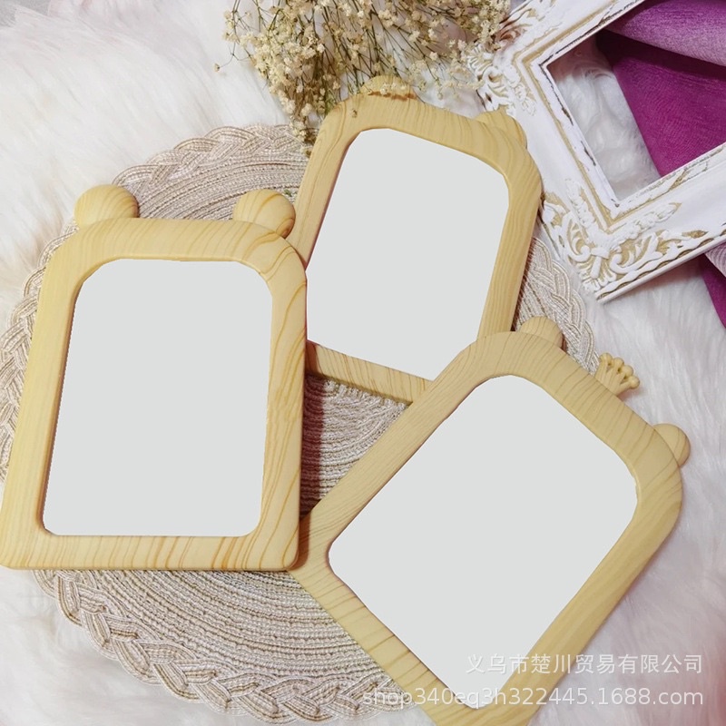 Bảng trưng bày mẫu nail Hàn Quốc hình hưou cao cổ vs micky siêu xinh