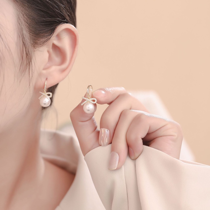 Khuyên Tai Hình Nơ Đính Ngọc Trai Mới Mẻ Dễ Phối Đồ