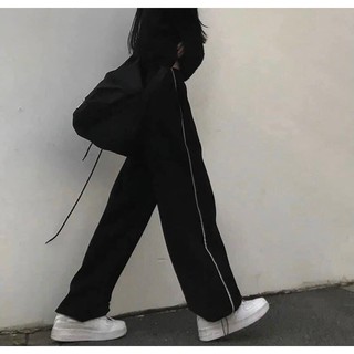 Quần jogger đen viền