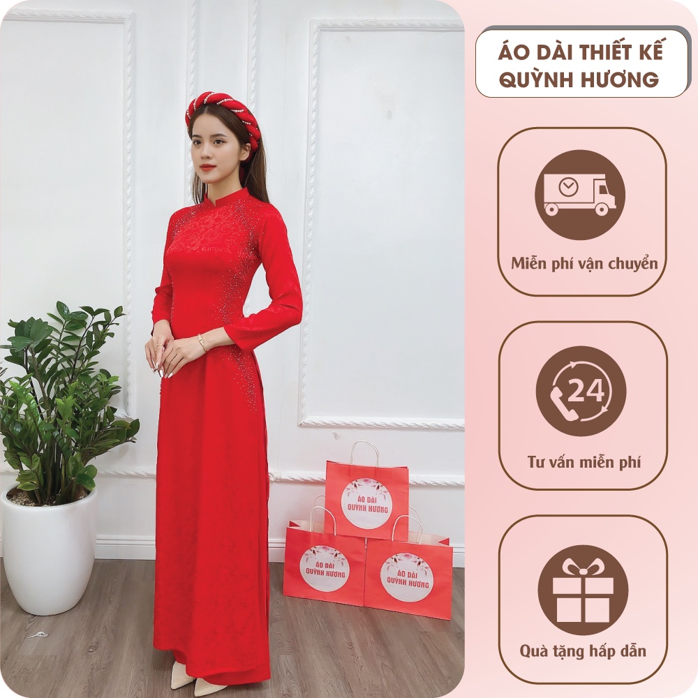 Áo dài truyền thống, áo dài gấm tơ đỏ cổ vuông đính hạt dọc eo