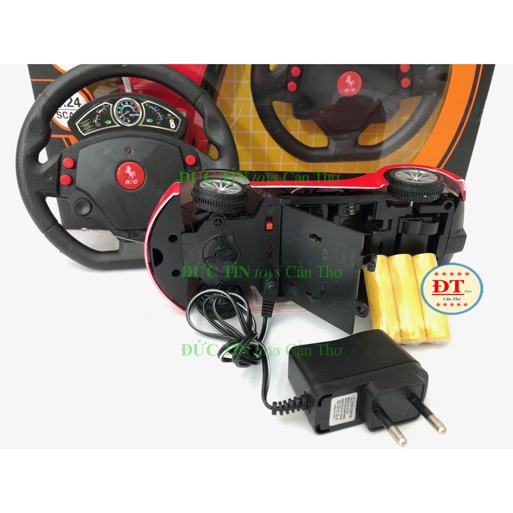 ĐỒ CHƠI SIÊU XE ĐIỀU KHIỂN VÔ LĂNG PIN SẠC, CÓ ĐÈN