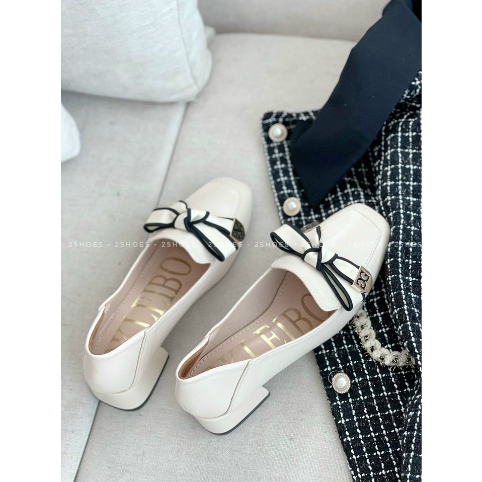 Giày cao gót da mịn đen kem nơ D.G gót trụ thấp - 4P