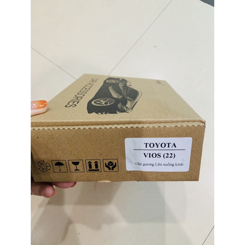 Bộ gập gương lên xuống kính tự động Toyota Vios  2022 cắm giắc zin mới nhất
