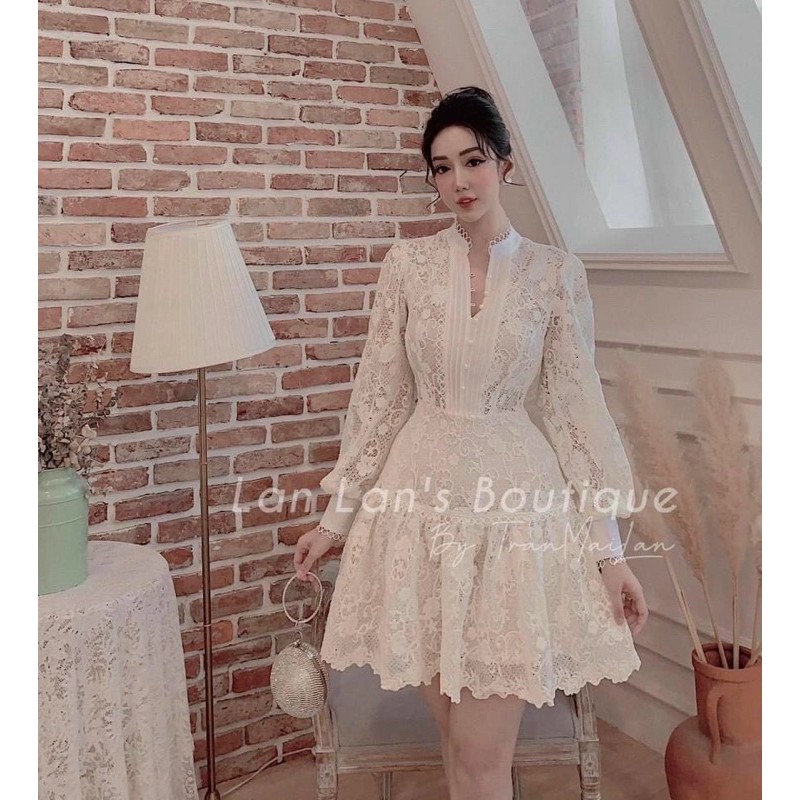 Đầm ren nude cổ trụ- có clip