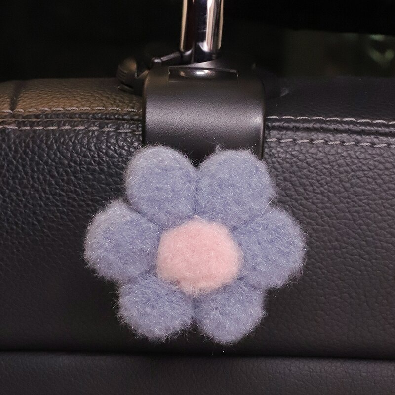 Móc Treo Đồ Gắn Ghế Ngồi Xe Hơi Thiết Kế Dễ Thương Tiện Dụng