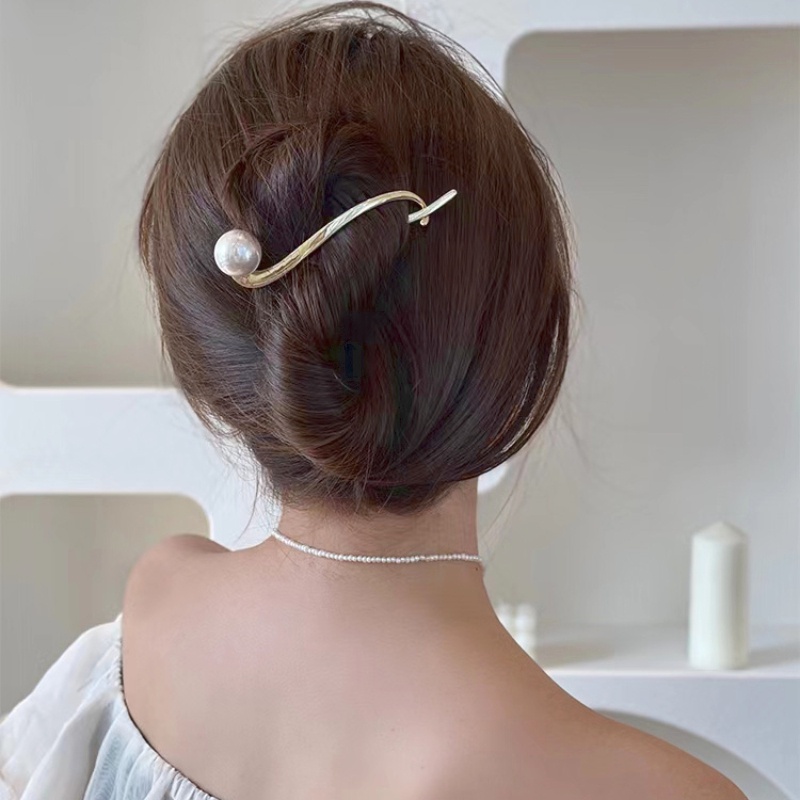 Kẹp Tóc Kim Loại Dạng Xoắn Đính Ngọc Trai Thanh Lịch Thời Trang