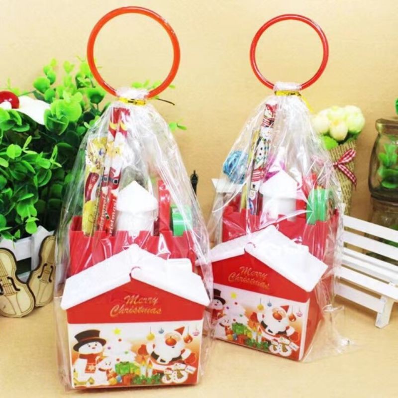 Sét quà noel cắm bút noel kèm thước+gọt+kéo+2 chì