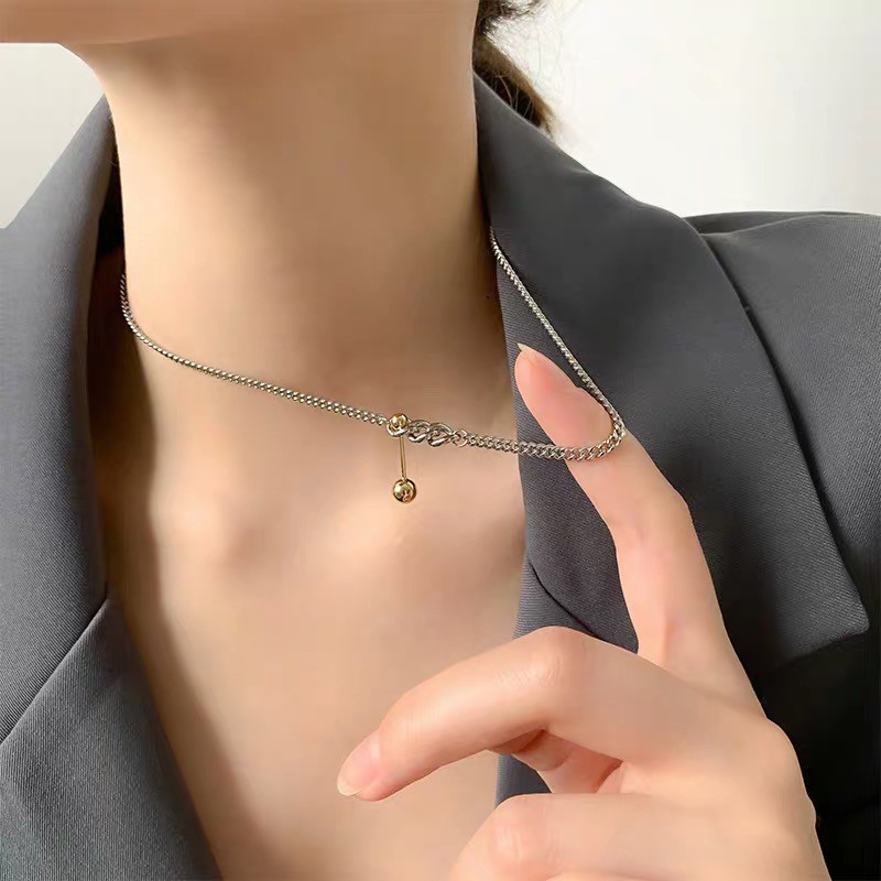 Vòng cổ loại ngắn mặt bóng cân bằng kiểu dáng cổ điển màu sắc tương phản độc đáo