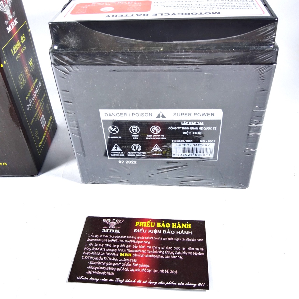 Bình ắc quy khô xe máy THAILAND  MBK 12V-9Ah mã 12N9L-BS kích thước 135x75x130mm bảo hành 12 tháng