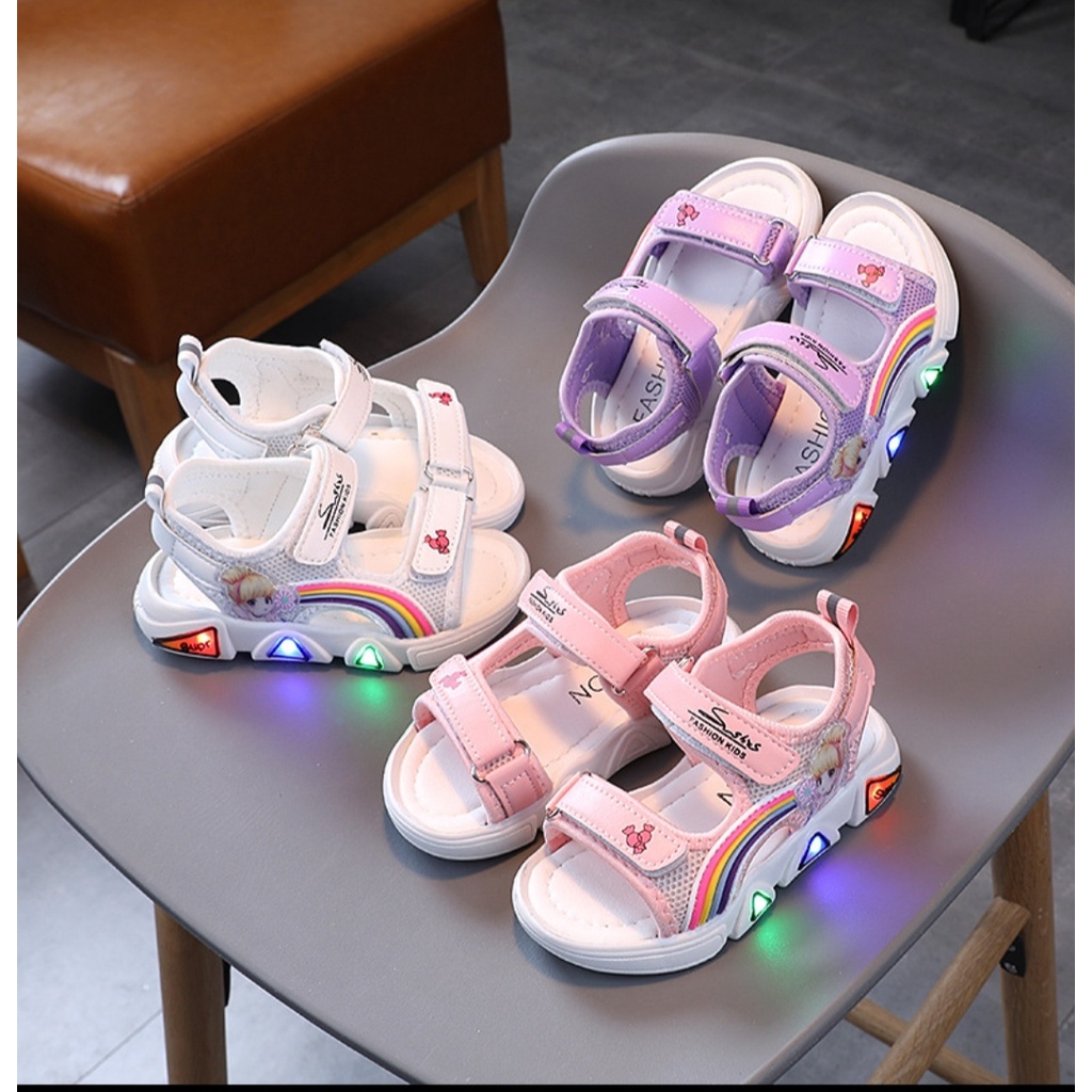 sandal bé gái - dép quai hậu đi học cho bé có đèn led công chúa cầu vồng nhiều màu sắc siêu nhẹ đế mềm chống trượt 669