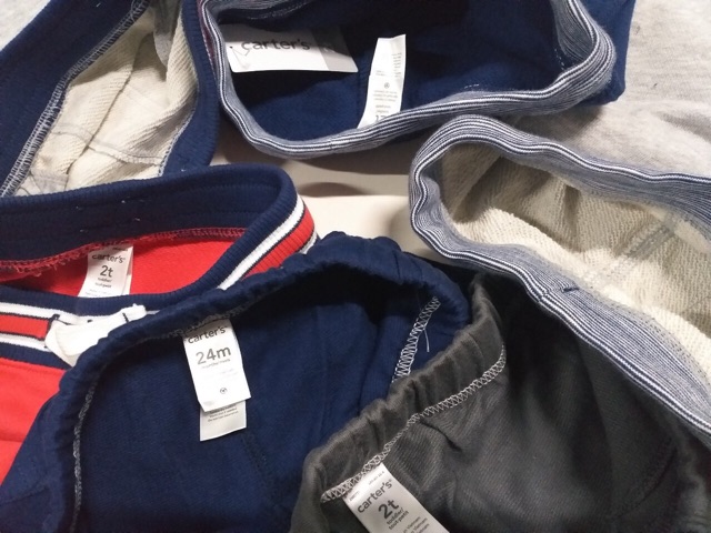 Quần short da cá Carter