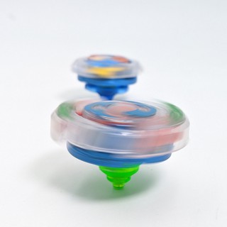 Bộ 4 con quay BEYBLADE - 2 tay cầm - 1 sàn đấu