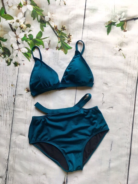 Bikini hai mảnh cut thời thượng ( kèm ảnh thật và khách mặc)