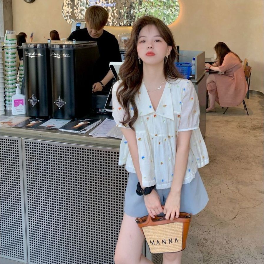 Bộ Áo chiffon Thêu Họa Tiết + Quần ngắn ống rộng Thời Trang Cho Mẹ Bầu