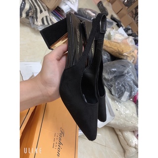 giày cao gót mũi nhọn