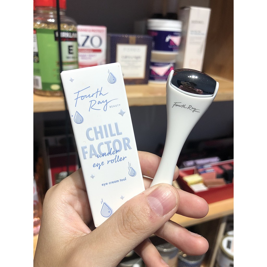 Cây lăn mắt Fourth Ray Chill Factor Under Eye Roller