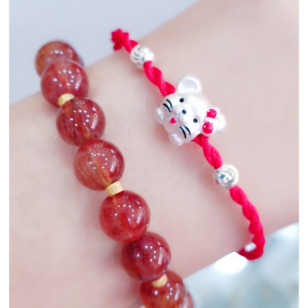 Vòng chỉ đỏ mix charm chuột bạc ta Van Jewelry V10325