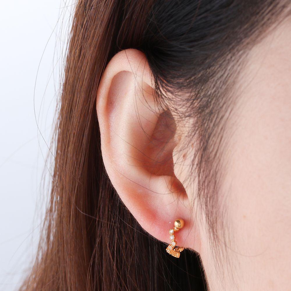 Khuyên Xỏ Cơ Thể Bằng Thép Thời Trang