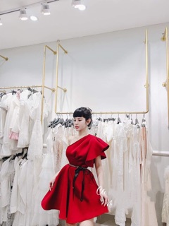 ĐẦM XÒE LỆCH VAI XẾP LI
