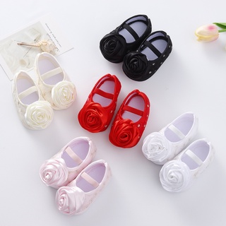 Giày đính hoa mềm mại cho bé sơ sinh