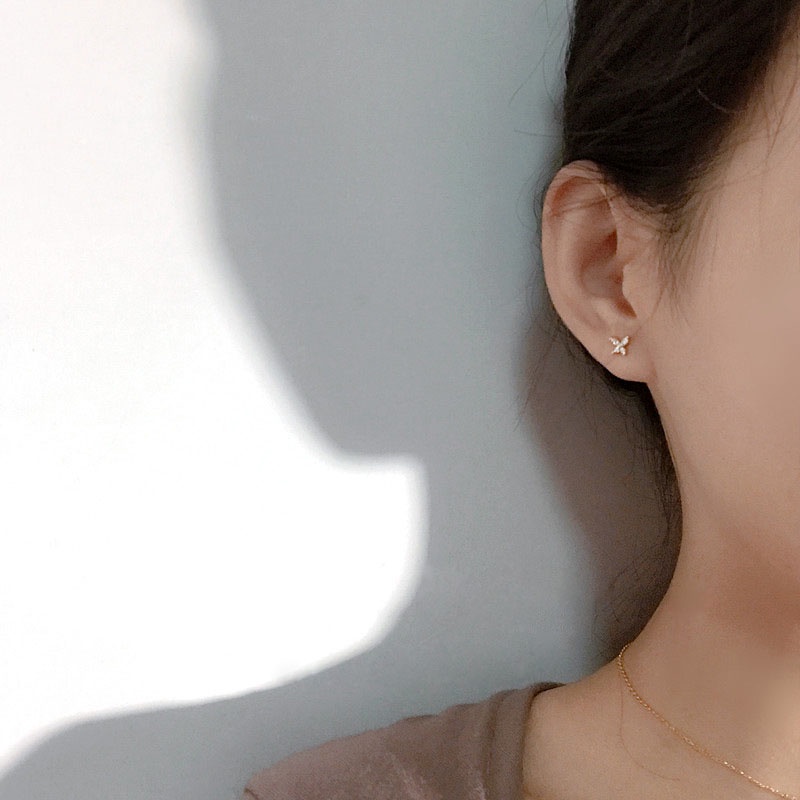 Cặp bông tai hợp kim đính đá nhiều kiểu dáng thời trang cho nữ